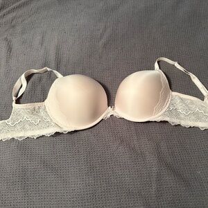 Victorias Secret 36DDD push-up bra